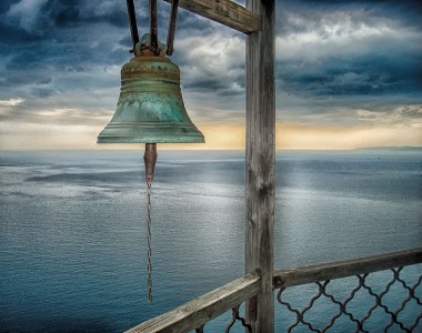Οι κεκοιμημένοι που σκίρτησαν στο «Χριστός Ανέστη»